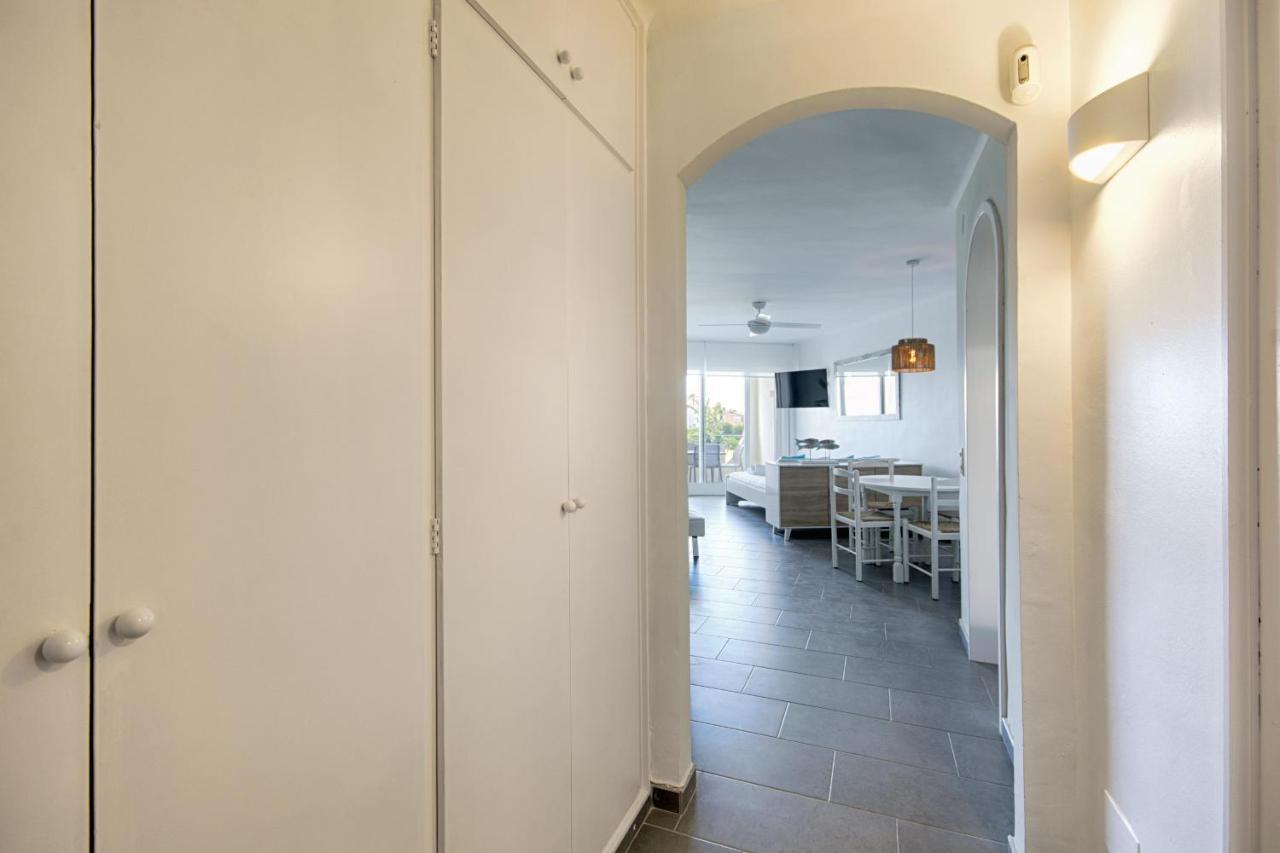 Welcs Estudio Precioso 049 Emp Frente Al Mar เอมปูเรียบราบา ภายนอก รูปภาพ
